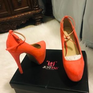 Justfab